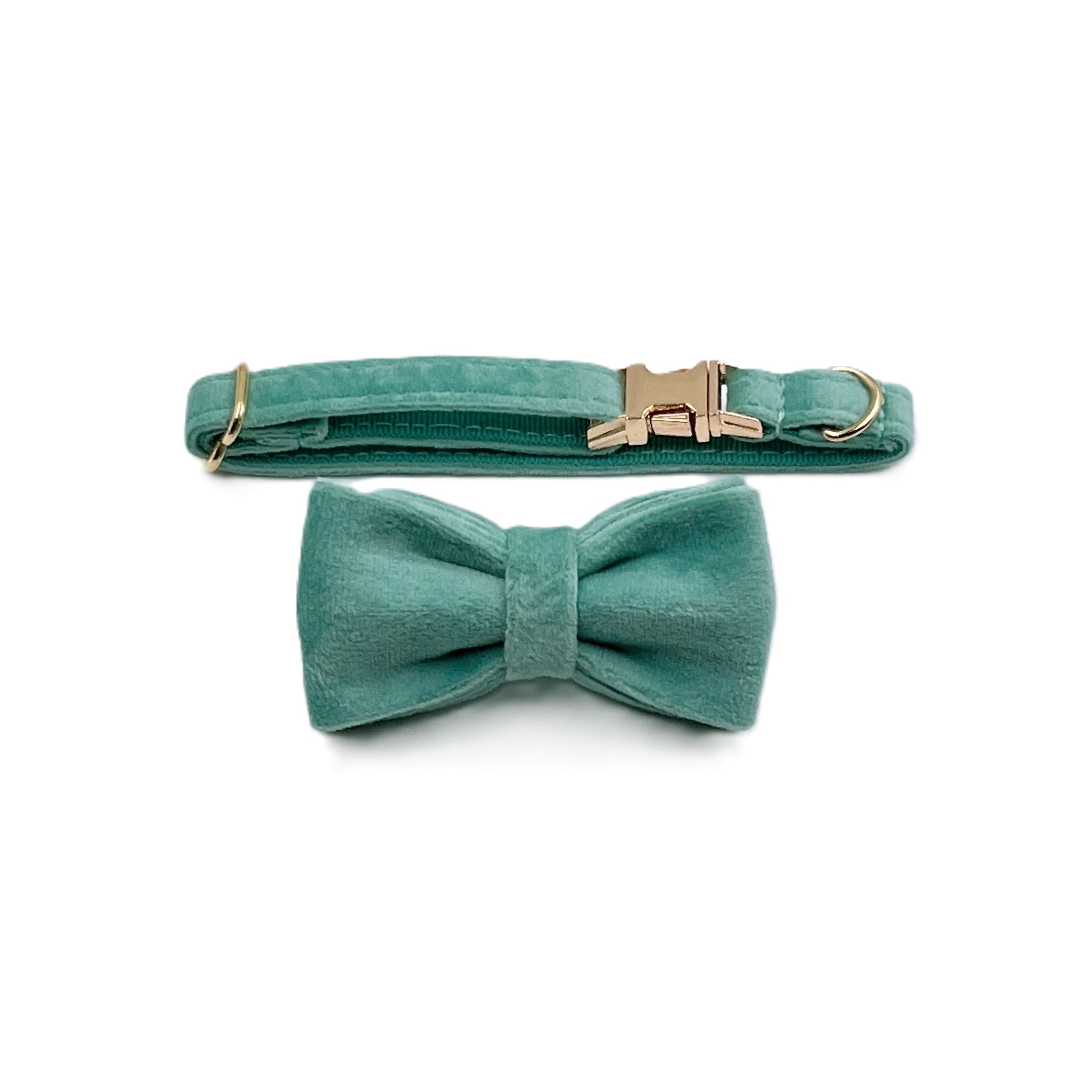 Lake Blue Velvet Cat Collar